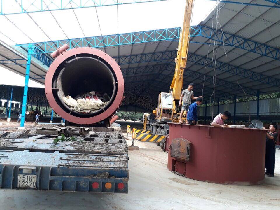 Vận chuyển bồn dầu siêu trường siêu trọng