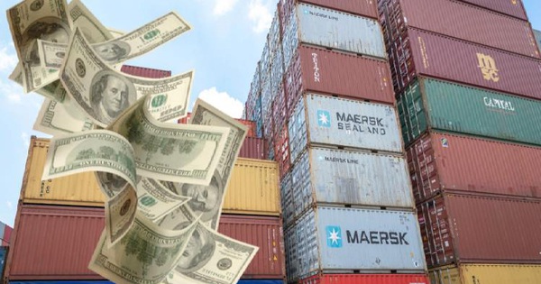 Cước vận chuyển container từ Trung Quốc sang Mỹ tăng gấp đôi trong 10 ngày, 500% trong 1 năm qua